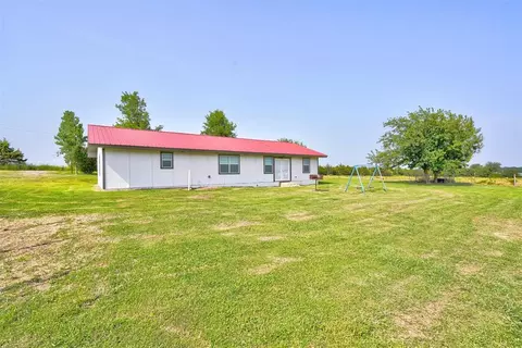703 E Central, Carney, OK 74832 photo 35