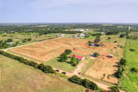 703 E Central, Carney, OK 74832