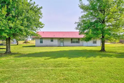 703 E Central, Carney, OK 74832 photo 6