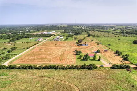 703 E Central, Carney, OK 74832 photo 3