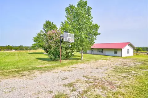 703 E Central, Carney, OK 74832 photo 39