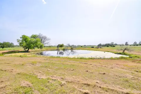 703 E Central, Carney, OK 74832 photo 32