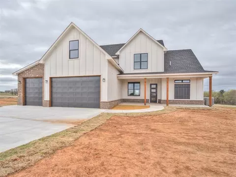 21684 Trophy Ridge Dr, Purcell, OK 73080
