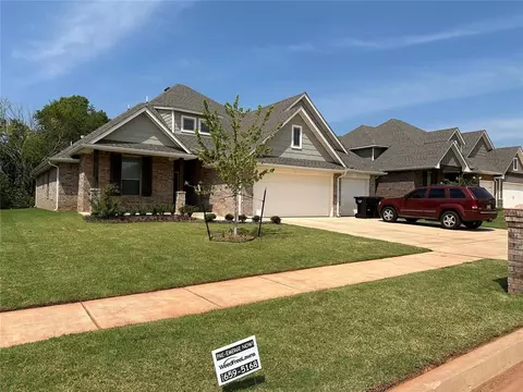 1509 NE 33rd Ter, Moore, OK 73160 photo 2