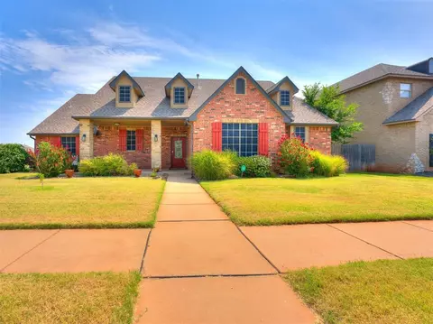 15812 Creek Heights Dr, Edmond, OK 73013