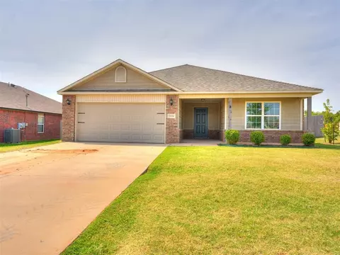 2036 W Oak Valley Way, Mustang, OK 73064