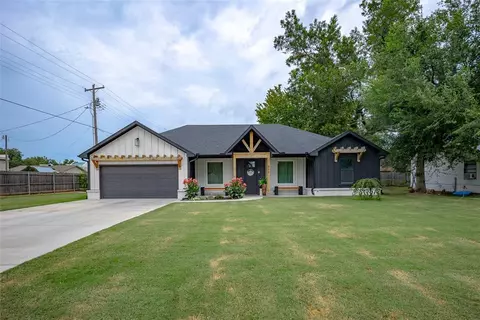 115 E Hert Ave, Perkins, OK 74059