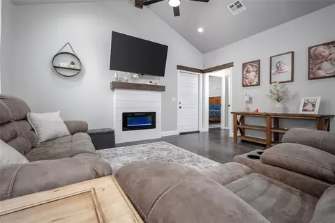 115 E Hert Ave, Perkins, OK 74059 photo 9