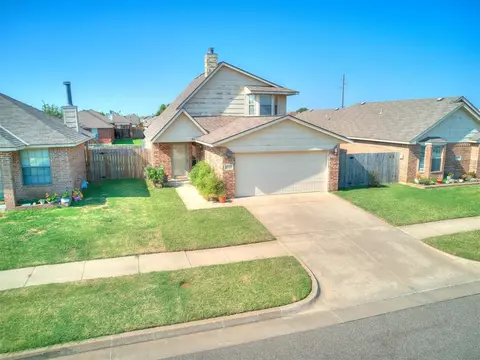 1005 SW 25th St, Moore, OK 73170 photo 3