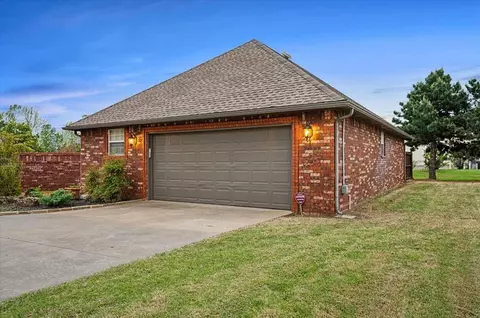 410 Chad Dr, Tuttle, OK 73089 photo 42