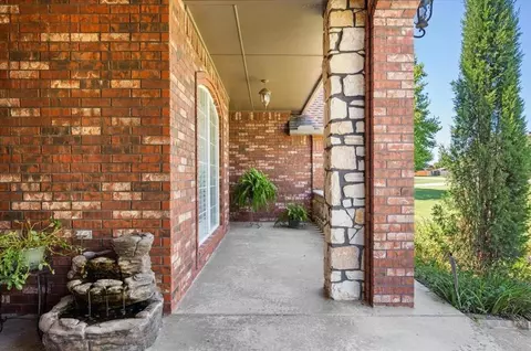 410 Chad Dr, Tuttle, OK 73089 photo 6