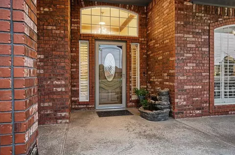 410 Chad Dr, Tuttle, OK 73089 photo 5