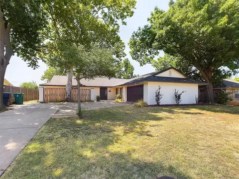 11405 Greystone Ave, Oklahoma City, OK 73120