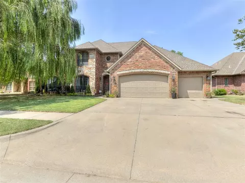 11609 NW 113th Cir, Yukon, OK 73099