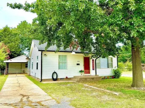1014 N Tucker Ave, Shawnee, OK 74801