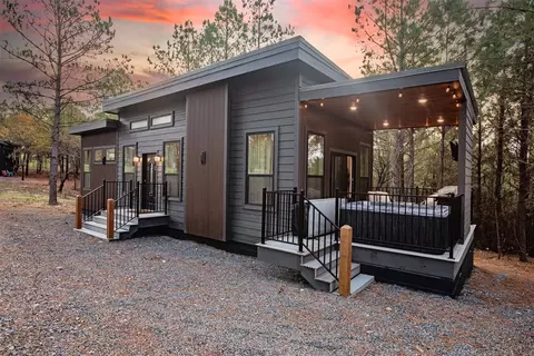 890 Lukfata Fork Trl, Broken Bow, OK 74728