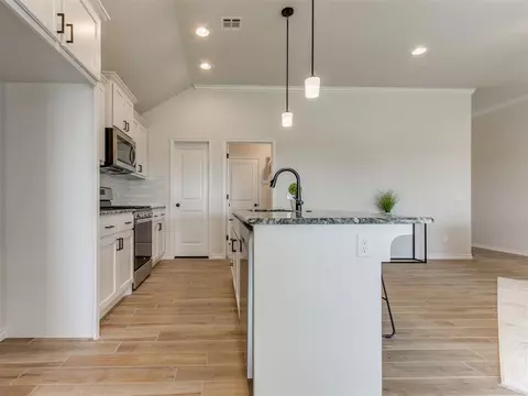527 Cherrybark Dr, Washington, OK 73093 photo 17