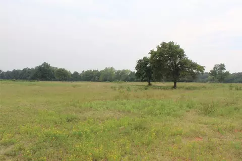 E 8th Street, Chandler, OK 74834