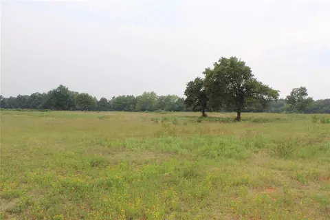 E 8th Street, Chandler, OK 74834
