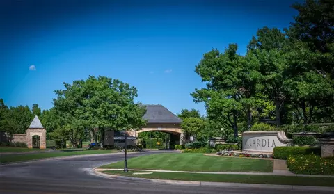 14901 Dalea Dr, Oklahoma City, OK 73142