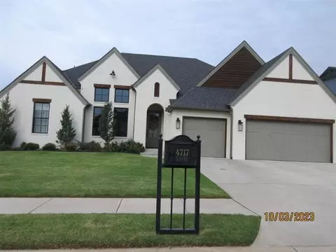 4717 Deerfield Dr, Edmond, OK 73034