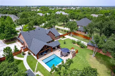 1604 Maple St, Blanchard, OK 73010