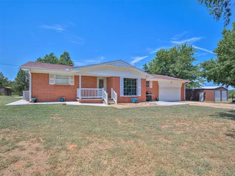 17510 Coker Rd, Shawnee, OK 74801