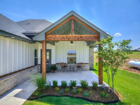 29712 Jade St, Cashion, OK 73016