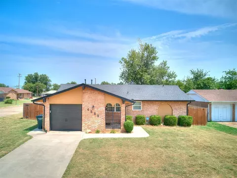 4000 Kim Dr, Del City, OK 73115