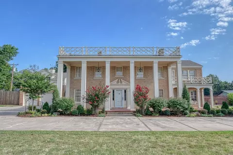1602 W Missouri Ave, Chickasha, OK 73018