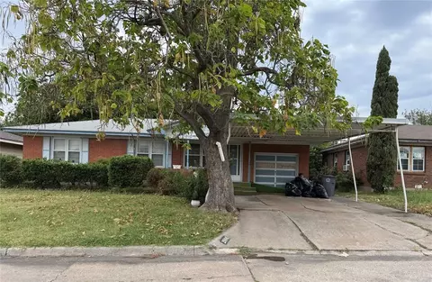 2804 NW 21st Pl, Lawton, OK 73505