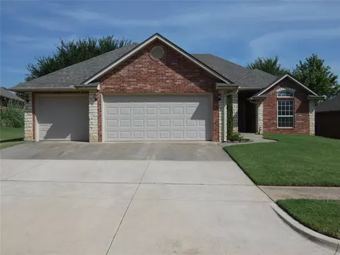 2201 Wheaton Dr, Norman, OK 73071