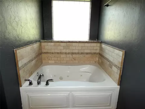 2201 Wheaton Dr, Norman, OK 73071 photo 17