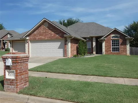2201 Wheaton Dr, Norman, OK 73071 photo 3