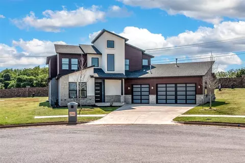 13405 Emerald Island Dr, Oklahoma City, OK 73142