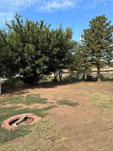 523 E Roh St, Thomas, OK 73669 photo 23