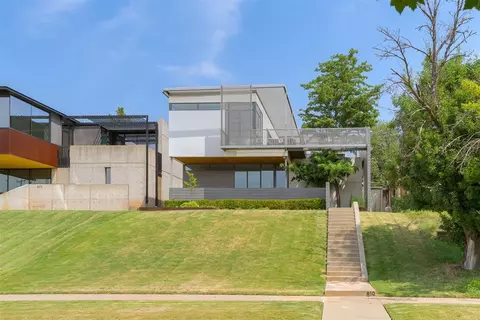 819 NW 7th St, Oklahoma City, OK 73106
