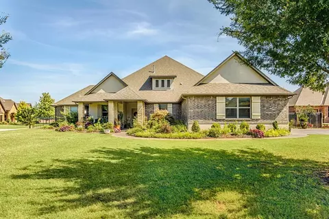 1117 W Jasmine Way, Mustang, OK 73064