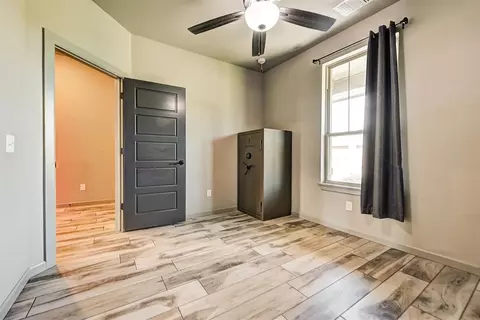 1316 NE 33rd Ter, Moore, OK 73160 photo 30