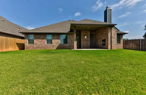 1316 NE 33rd Ter, Moore, OK 73160 photo 50