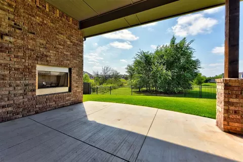 1316 NE 33rd Ter, Moore, OK 73160 photo 47