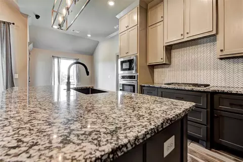 1316 NE 33rd Ter, Moore, OK 73160 photo 15