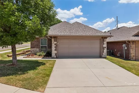 800 Stag Trl, Edmond, OK 73012