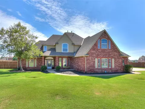4108 Korie Cir, Moore, OK 73160