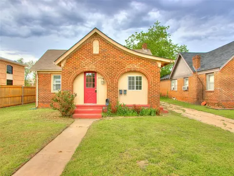 320 E Wayne Ave, Edmond, OK 73034