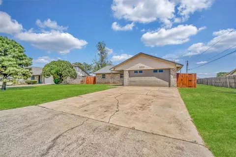 3036 Gettysburg Dr, Altus, OK 73521 photo 3