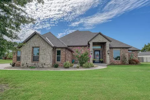 15415 Coral Creek Ln, Oklahoma City, OK 73165