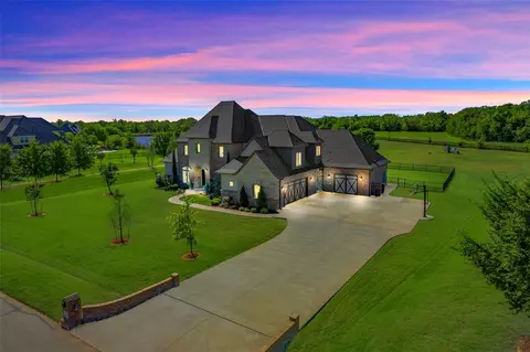 3605 Joshua Ln, Moore, OK 73165