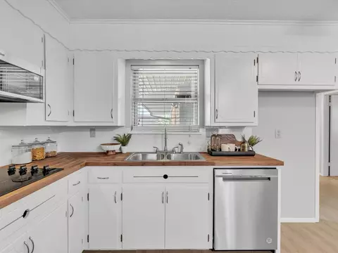 1718 Denison Dr, Norman, OK 73069 photo 9