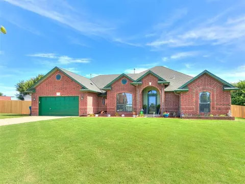 15712 Champions Gln, Choctaw, OK 73020